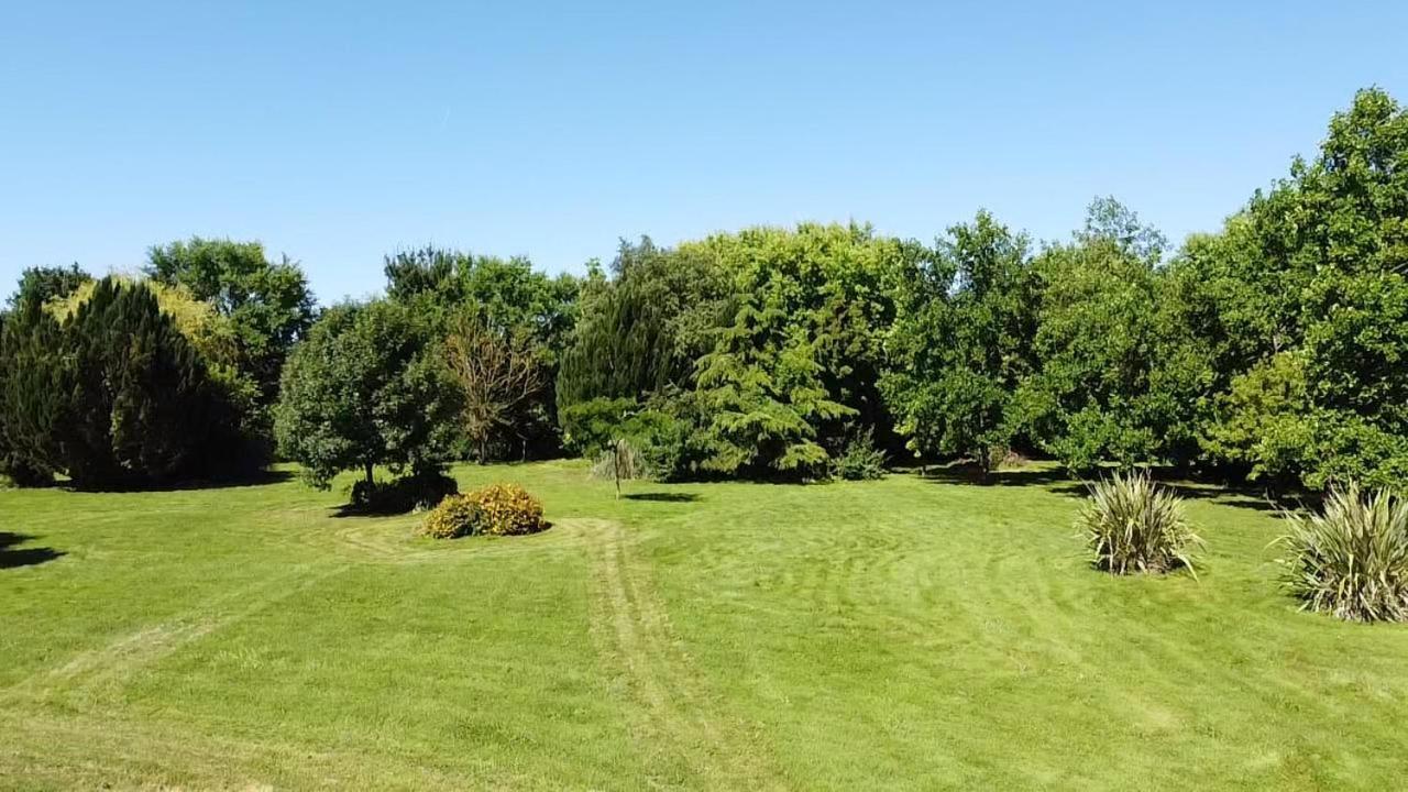 Le Gite De La Riviere - Samatan Extérieur photo